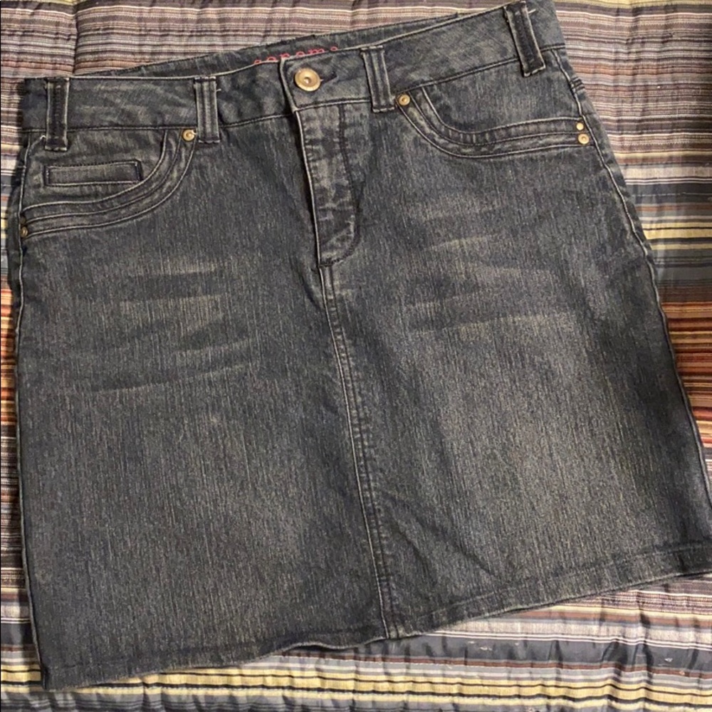 Sonoma Modern Denim Skirt Sz10 Dark Wash EUC
